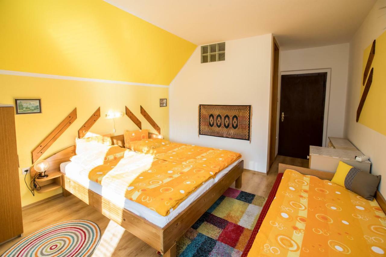 Apartments And Rooms Razen Bohinj Eksteriør billede