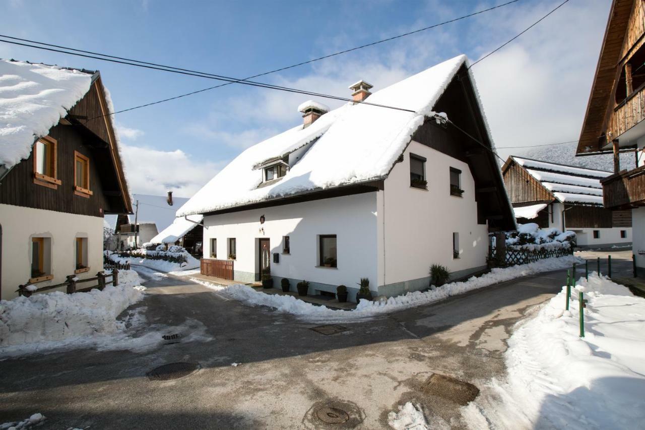 Apartments And Rooms Razen Bohinj Eksteriør billede